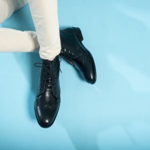 Brogue Boots (Plain Black)